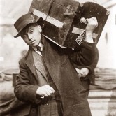 Emigrant-boarding