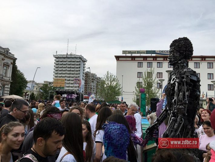 statuie bacovia bacau capitala tineretului (54)